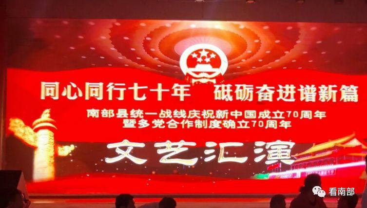 牛仔和T恤