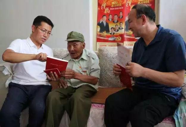 我是A2驾照。酒后骑无牌无证摩托车。请问一下怎样处理？游戏画面