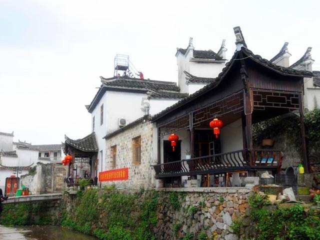 假日大厦
